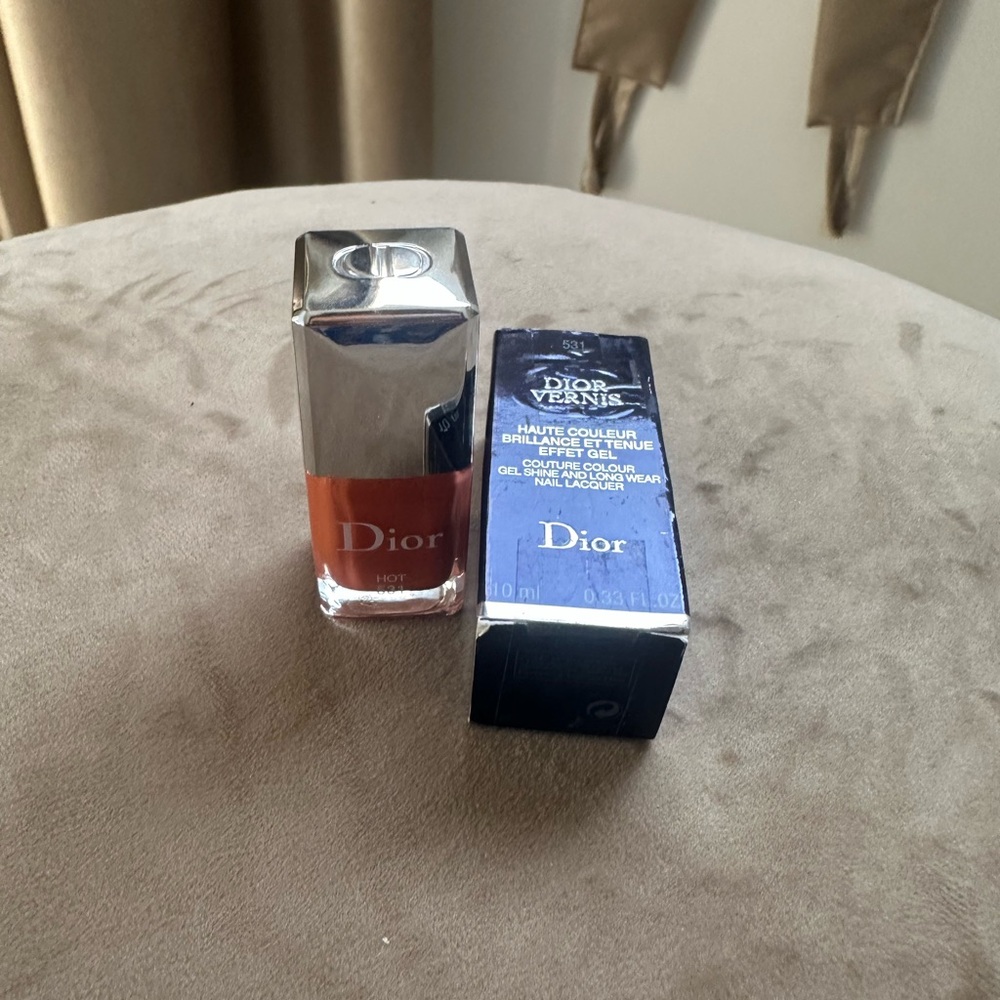 Dior Hot 531 Orange Nail Polish - Picture 3 of 4